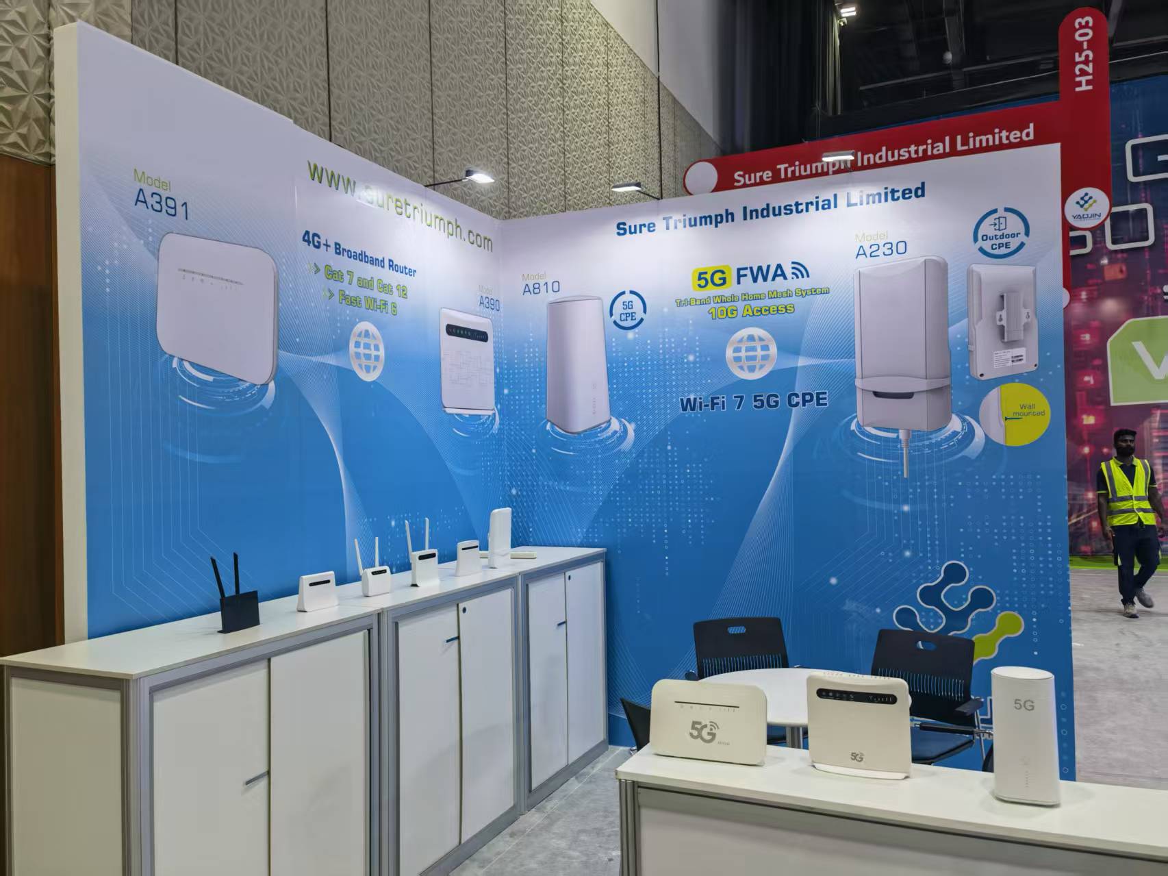 Yaojin nahm an der Gitex 2025 in Dubai teil